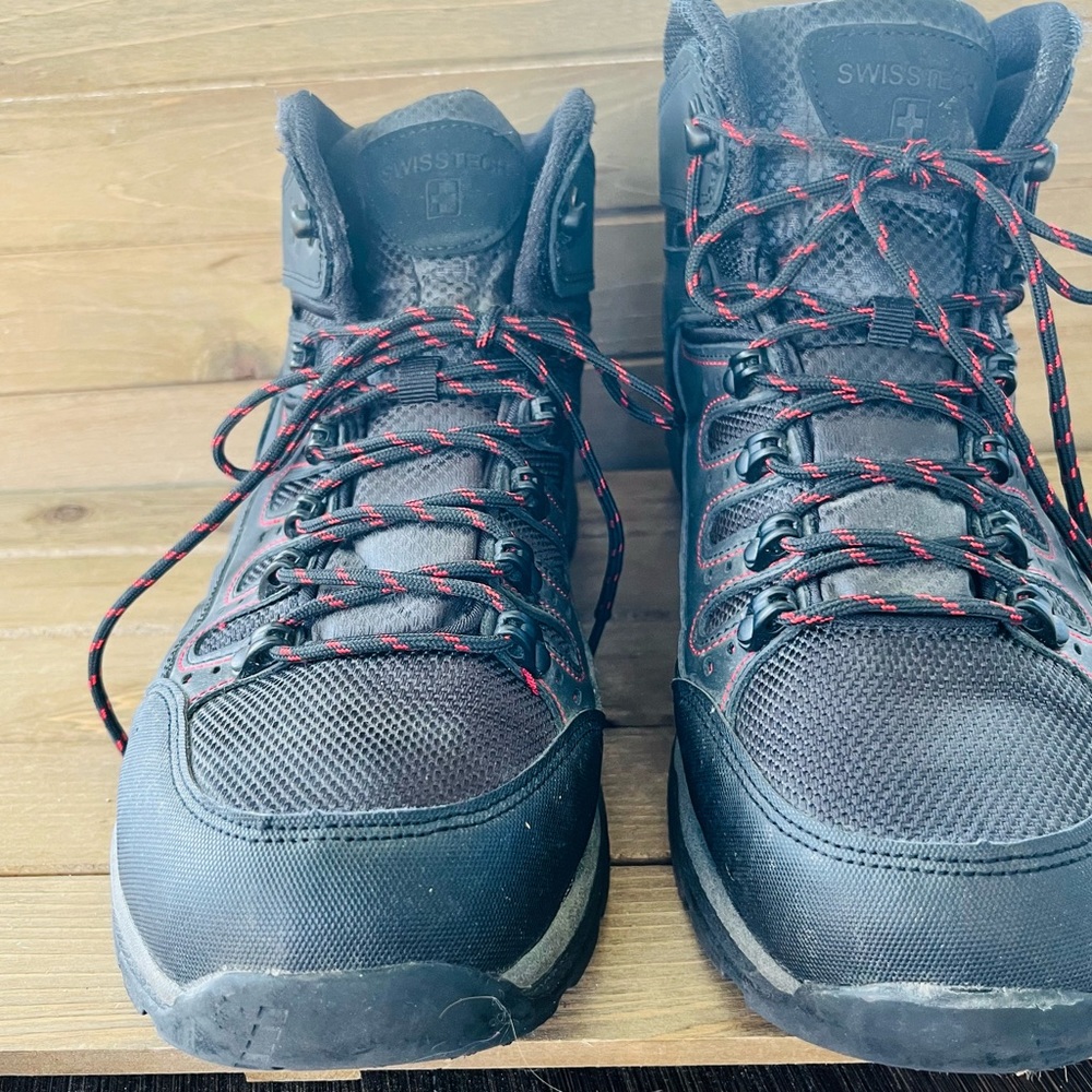 Swiss Tech Brahma men's waterproof boots size 13